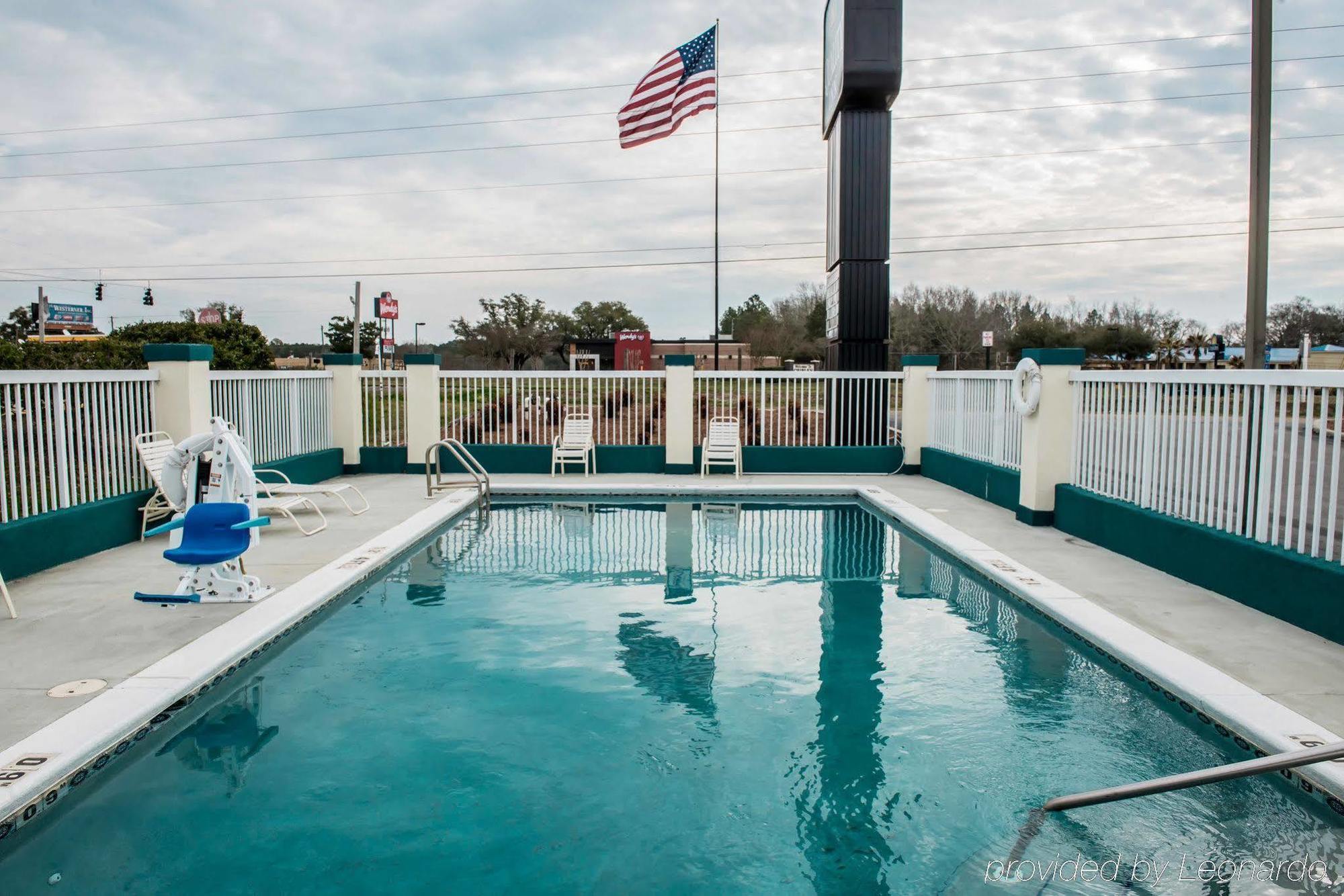 Quality Inn Chipley I-10 At Exit 120 Esterno foto