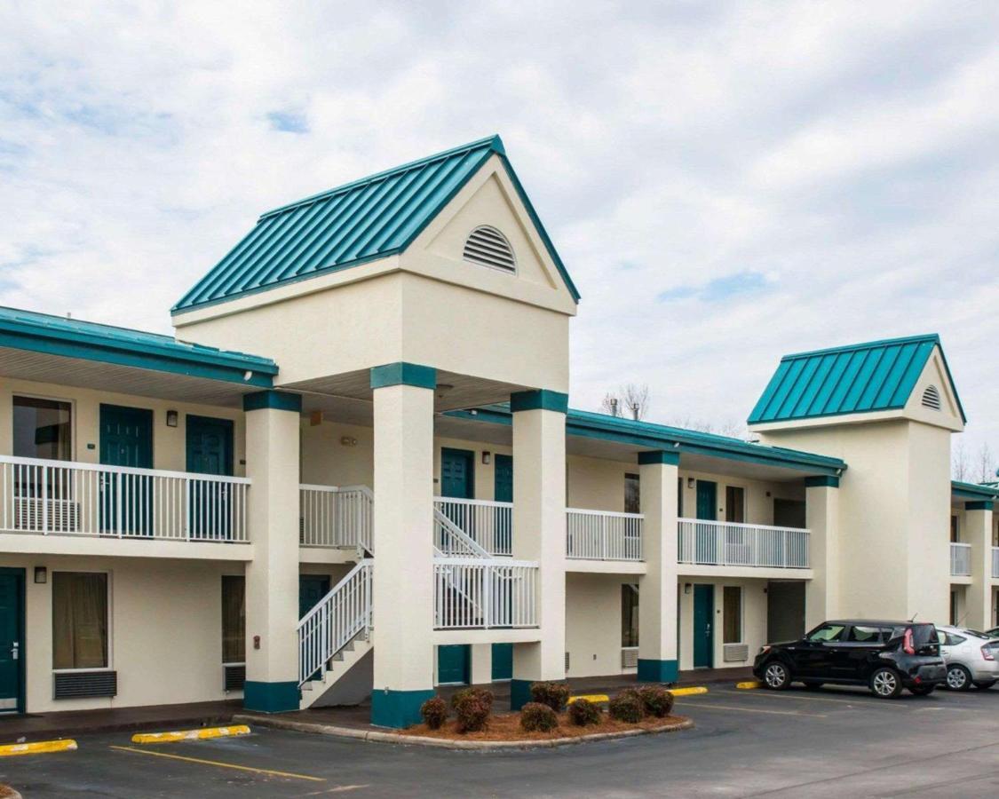 Quality Inn Chipley I-10 At Exit 120 Esterno foto