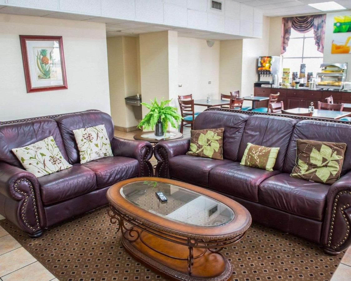 Quality Inn Chipley I-10 At Exit 120 Esterno foto